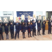 El Milagro de la Cruz y cumpleaños del Colegio